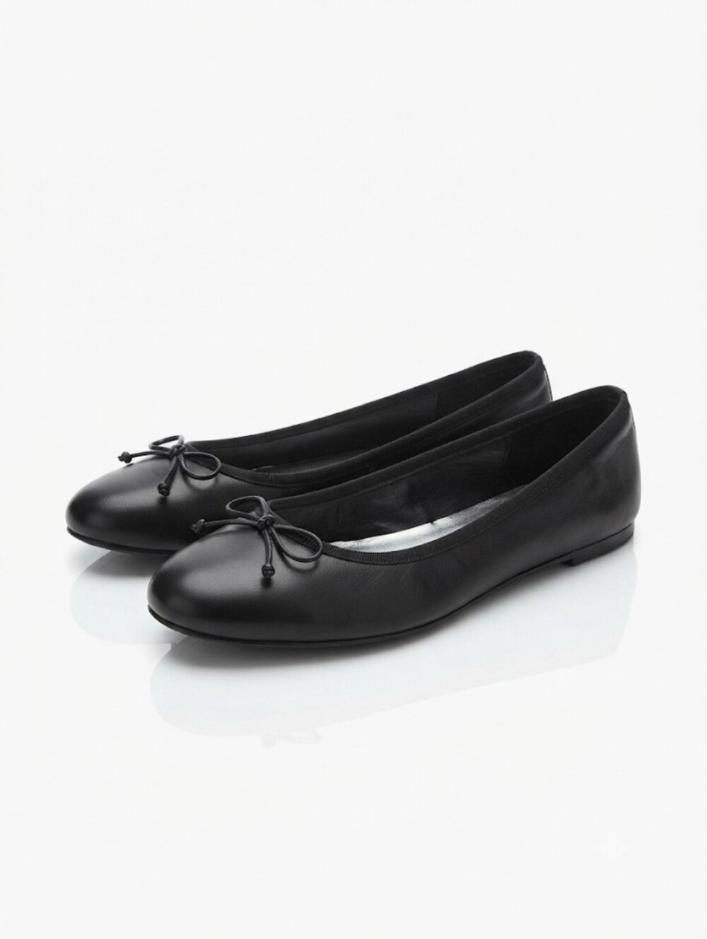 Saks Fifth Avenue Black Leather Ballet Flats with Bow Size 10M